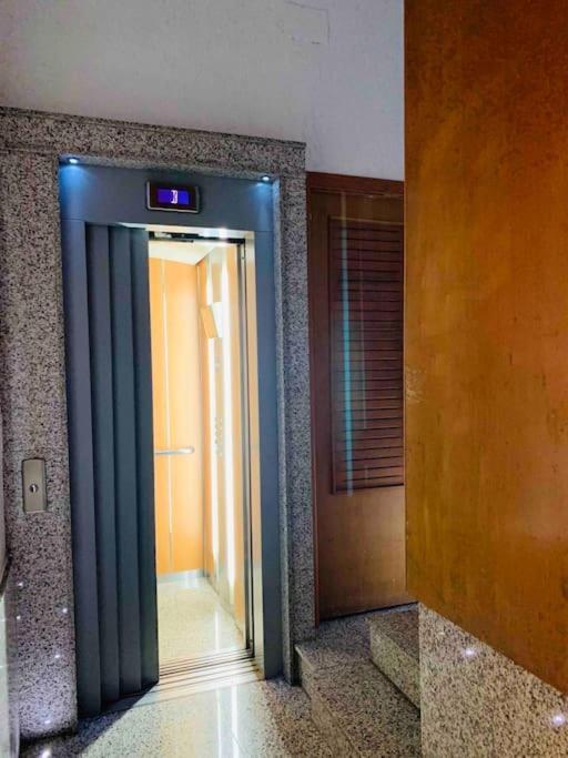 Apartamento Casco Historico , Playa Postiguet Alicante Ngoại thất bức ảnh